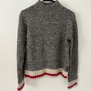 Cozy Roots Cabin Collection sweater size: women’s M